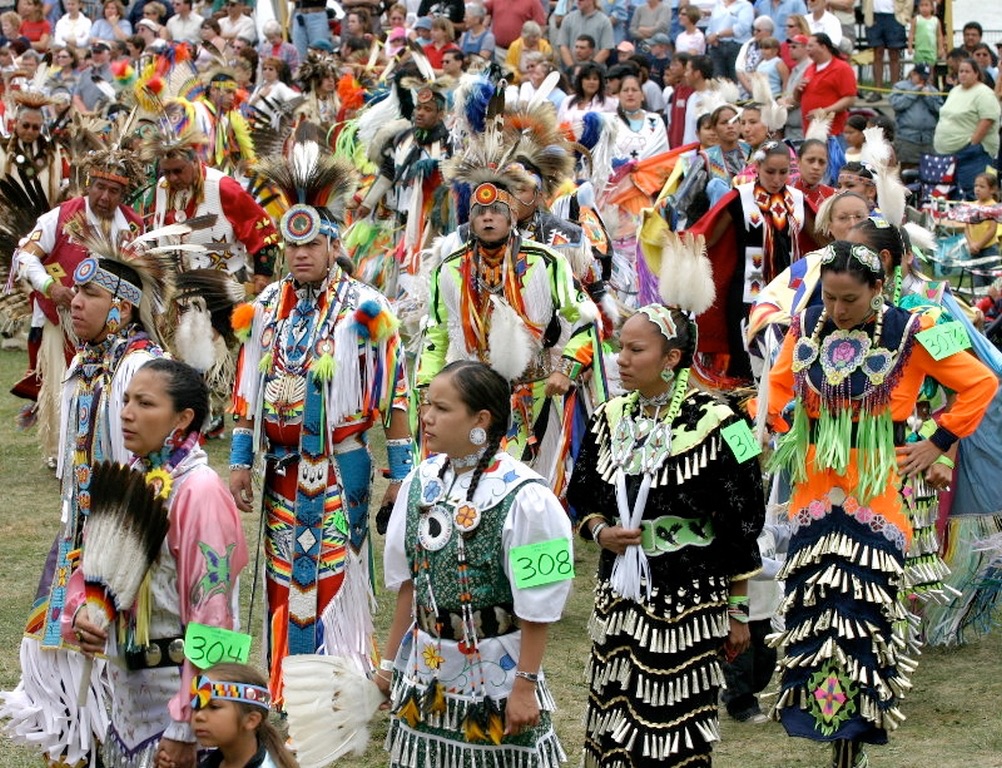 Over the years, powwow dancing has evolved and there are hundreds of events held across Turtle Island each year. While some powwows feature huge dance competitions, the small, non-competitive and family-oriented events still remain popular as well.